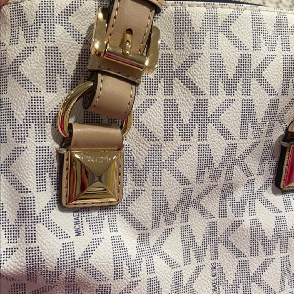 Michael Kors White and Tan Satchel - Picture 3 of 15